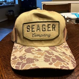 Seager camouflage hat